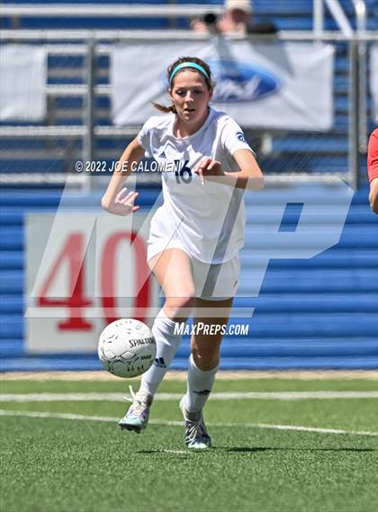 Thumbnail 2 in Boerne-Champion vs Grapevine (UIL 5A Girls Soccer State Semifinal) photogallery.