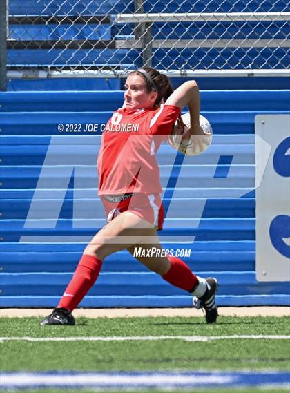Thumbnail 2 in Boerne-Champion vs Grapevine (UIL 5A Girls Soccer State Semifinal) photogallery.