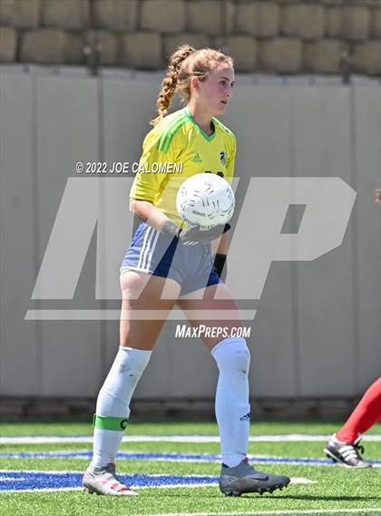 Thumbnail 2 in Boerne-Champion vs Grapevine (UIL 5A Girls Soccer State Semifinal) photogallery.