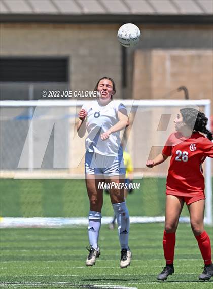 Thumbnail 2 in Boerne-Champion vs Grapevine (UIL 5A Girls Soccer State Semifinal) photogallery.