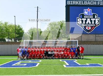 Thumbnail 2 in Boerne-Champion vs Grapevine (UIL 5A Girls Soccer State Semifinal) photogallery.