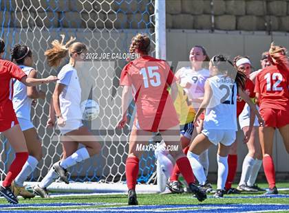Thumbnail 1 in Boerne-Champion vs Grapevine (UIL 5A Girls Soccer State Semifinal) photogallery.