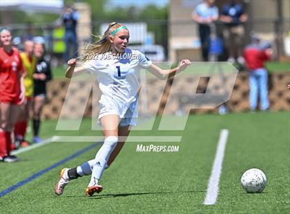 Thumbnail 3 in Boerne-Champion vs Grapevine (UIL 5A Girls Soccer State Semifinal) photogallery.