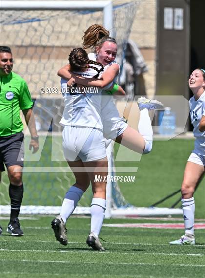 Thumbnail 3 in Boerne-Champion vs Grapevine (UIL 5A Girls Soccer State Semifinal) photogallery.
