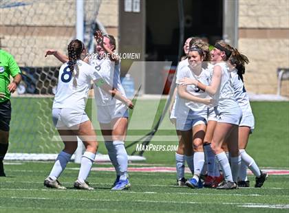 Thumbnail 3 in Boerne-Champion vs Grapevine (UIL 5A Girls Soccer State Semifinal) photogallery.