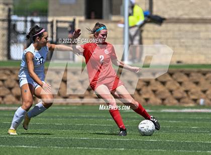 Thumbnail 3 in Boerne-Champion vs Grapevine (UIL 5A Girls Soccer State Semifinal) photogallery.