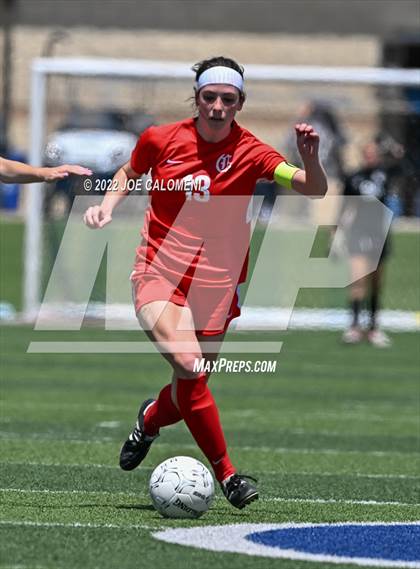 Thumbnail 2 in Boerne-Champion vs Grapevine (UIL 5A Girls Soccer State Semifinal) photogallery.