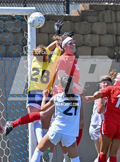 Thumbnail 1 in Boerne-Champion vs Grapevine (UIL 5A Girls Soccer State Semifinal) photogallery.