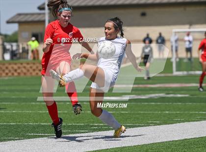 Thumbnail 3 in Boerne-Champion vs Grapevine (UIL 5A Girls Soccer State Semifinal) photogallery.