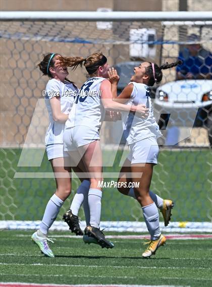 Thumbnail 3 in Boerne-Champion vs Grapevine (UIL 5A Girls Soccer State Semifinal) photogallery.