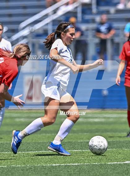 Thumbnail 3 in Boerne-Champion vs Grapevine (UIL 5A Girls Soccer State Semifinal) photogallery.