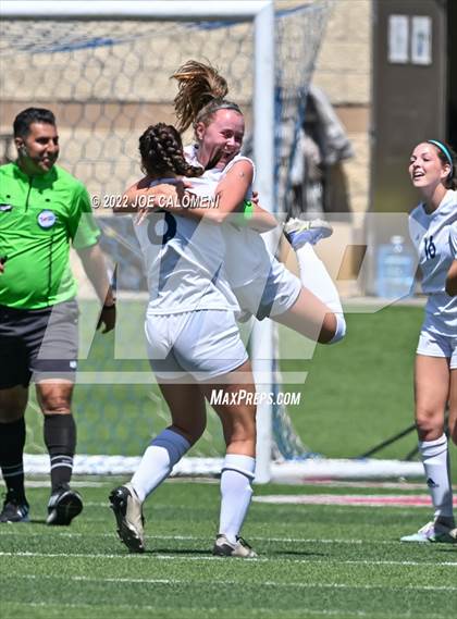 Thumbnail 1 in Boerne-Champion vs Grapevine (UIL 5A Girls Soccer State Semifinal) photogallery.