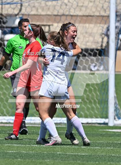 Thumbnail 2 in Boerne-Champion vs Grapevine (UIL 5A Girls Soccer State Semifinal) photogallery.