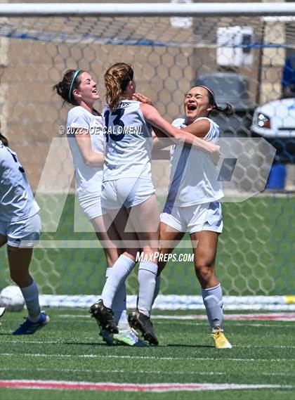 Thumbnail 2 in Boerne-Champion vs Grapevine (UIL 5A Girls Soccer State Semifinal) photogallery.