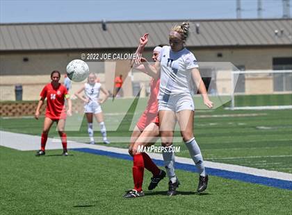 Thumbnail 2 in Boerne-Champion vs Grapevine (UIL 5A Girls Soccer State Semifinal) photogallery.