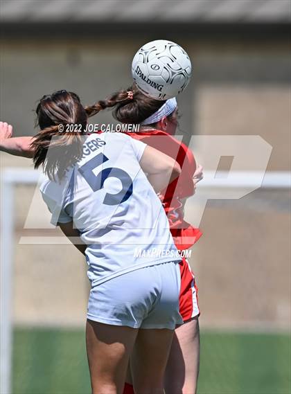 Thumbnail 3 in Boerne-Champion vs Grapevine (UIL 5A Girls Soccer State Semifinal) photogallery.