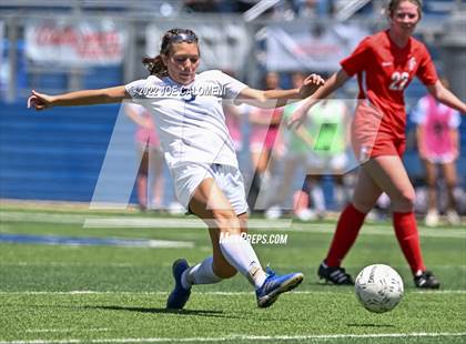 Thumbnail 1 in Boerne-Champion vs Grapevine (UIL 5A Girls Soccer State Semifinal) photogallery.