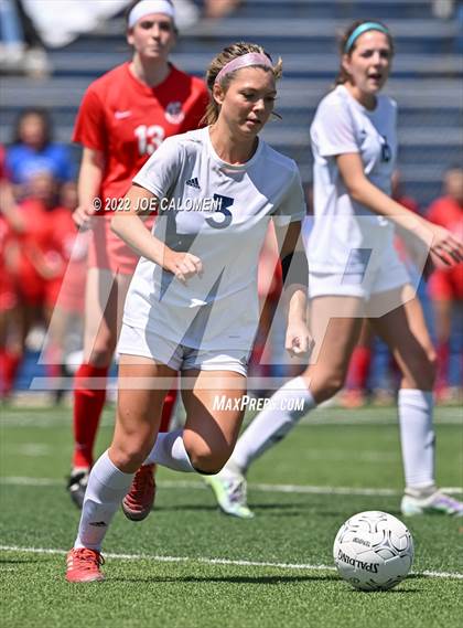 Thumbnail 2 in Boerne-Champion vs Grapevine (UIL 5A Girls Soccer State Semifinal) photogallery.