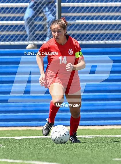 Thumbnail 3 in Boerne-Champion vs Grapevine (UIL 5A Girls Soccer State Semifinal) photogallery.