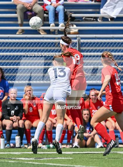 Thumbnail 1 in Boerne-Champion vs Grapevine (UIL 5A Girls Soccer State Semifinal) photogallery.