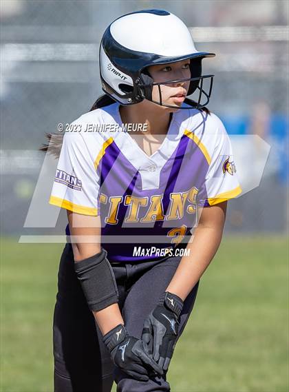 Thumbnail 2 in Kennedy @ Moreau Catholic photogallery.