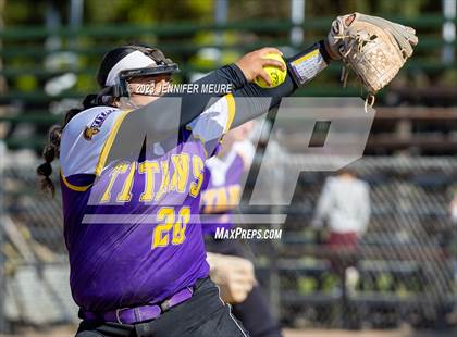 Thumbnail 3 in Kennedy @ Moreau Catholic photogallery.
