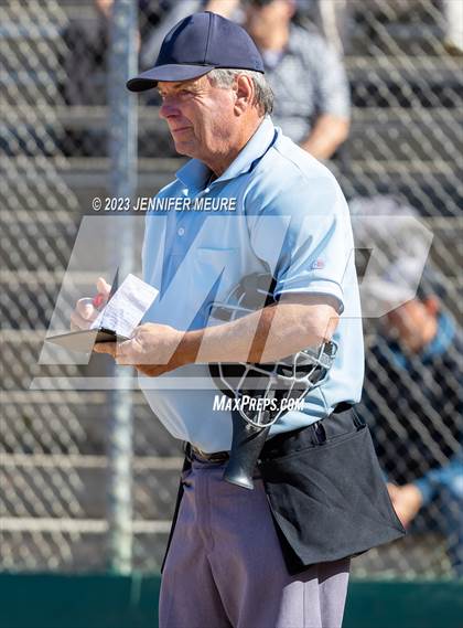 Thumbnail 3 in Kennedy @ Moreau Catholic photogallery.