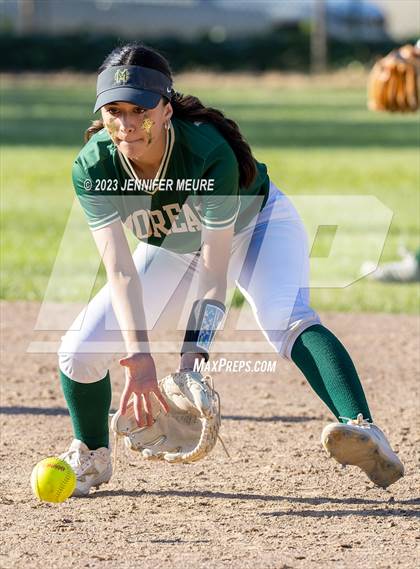 Thumbnail 3 in Kennedy @ Moreau Catholic photogallery.