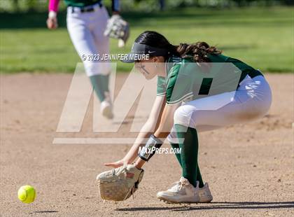 Thumbnail 2 in Kennedy @ Moreau Catholic photogallery.