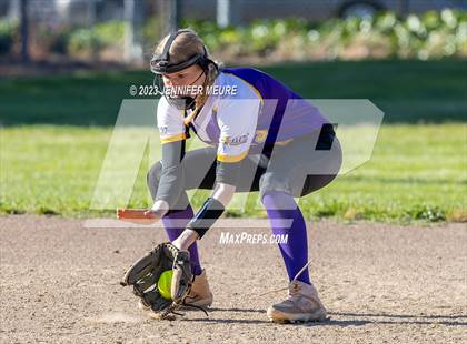 Thumbnail 3 in Kennedy @ Moreau Catholic photogallery.