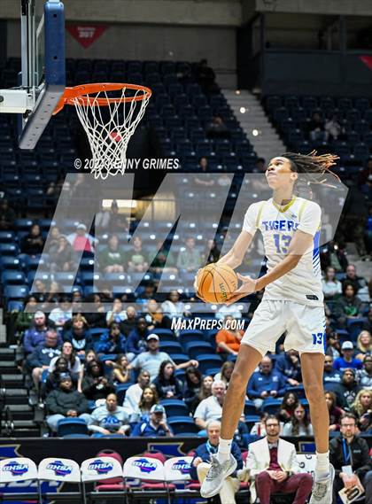Thumbnail 3 in GHSA Boys Slam Dunk Final photogallery.