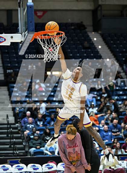 Thumbnail 1 in GHSA Boys Slam Dunk Final photogallery.