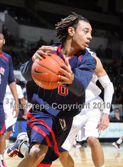 Thumbnail 1 in Findlay Prep vs. Hotchkiss (PrimeTime Shootout) photogallery.