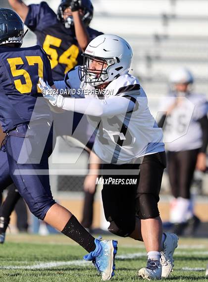 Thumbnail 3 in Golden West @ Arroyo Grande photogallery.