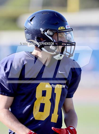 Thumbnail 2 in Golden West @ Arroyo Grande photogallery.