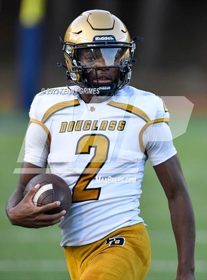 Thumbnail 3 in Douglass @ Miller Grove photogallery.
