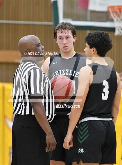 Thumbnail 3 in Granite Bay vs. Rio Americano (Jack Scott Tournament) photogallery.