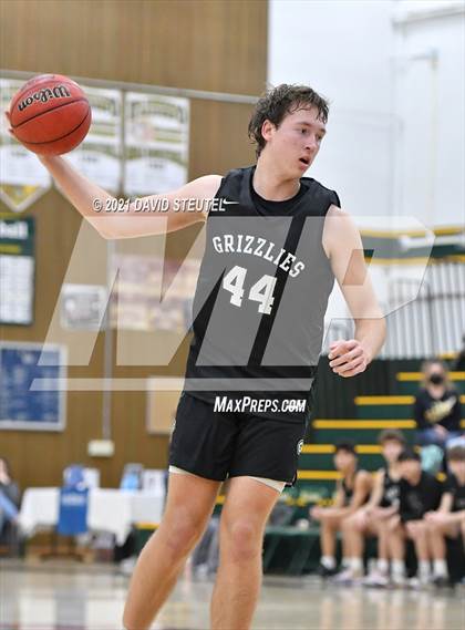 Thumbnail 3 in Granite Bay vs. Rio Americano (Jack Scott Tournament) photogallery.