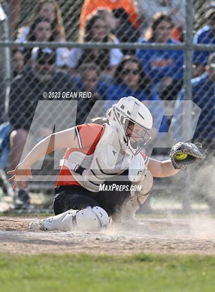 Thumbnail 1 in Lincoln-Way West @ Lincoln-Way Central photogallery.
