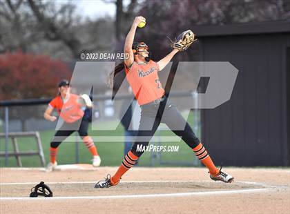Thumbnail 1 in Lincoln-Way West @ Lincoln-Way Central photogallery.