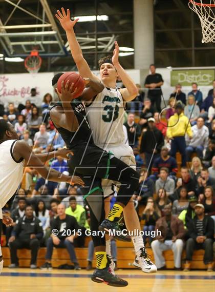 Thumbnail 3 in Providence vs. Arlington Country Day photogallery.