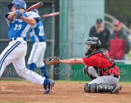 Thumbnail 3 in Glendora vs. Alta Loma photogallery.