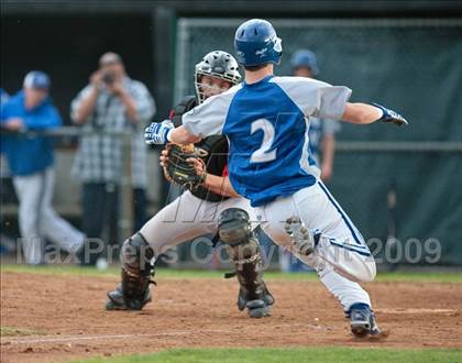 Thumbnail 2 in Glendora vs. Alta Loma photogallery.