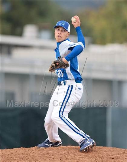Thumbnail 1 in Glendora vs. Alta Loma photogallery.
