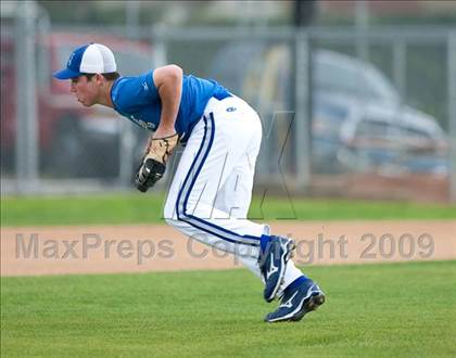 Thumbnail 2 in Glendora vs. Alta Loma photogallery.