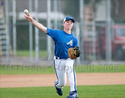Thumbnail 1 in Glendora vs. Alta Loma photogallery.