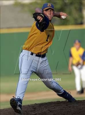 Thumbnail 3 in Benicia vs Woodland (D2 Sec. Final) photogallery.