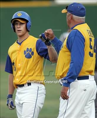 Thumbnail 2 in Benicia vs Woodland (D2 Sec. Final) photogallery.