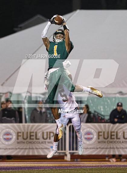 Thumbnail 3 in Beech vs. Knoxville Catholic (TSSAA Division I Class 5A Final)  photogallery.