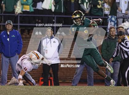 Thumbnail 2 in Beech vs. Knoxville Catholic (TSSAA Division I Class 5A Final)  photogallery.